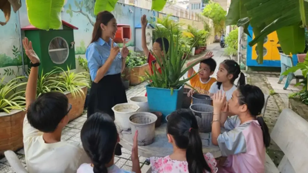 Nghỉ hè ở TP.HCM: Học miễn phí nhảy hiện đại, kỹ năng sống trong trường