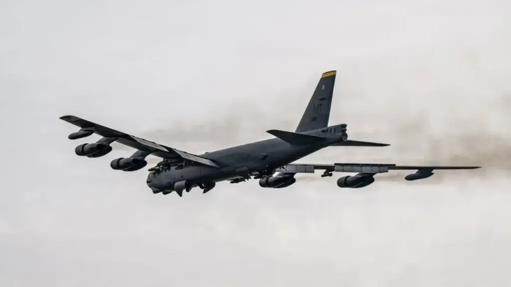 Nghịch lý của không quân Mỹ với oanh tạc cơ B-52