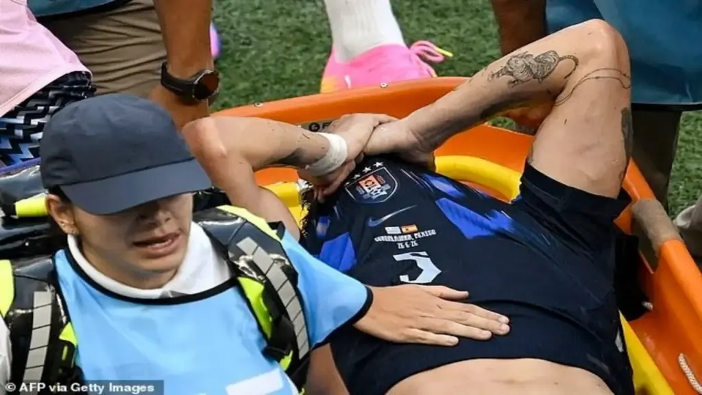 Ngôi sao Man Utd chấn thương nặng trong ngày Uruguay chia tay World Cup