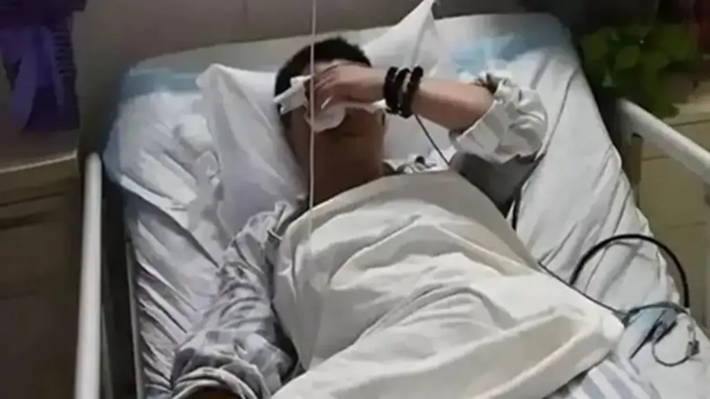 Người đàn ông 43 tuổi tử vong sau khi bị đau lưng, bác sĩ cảnh báo "chớ ăn 4 món này"