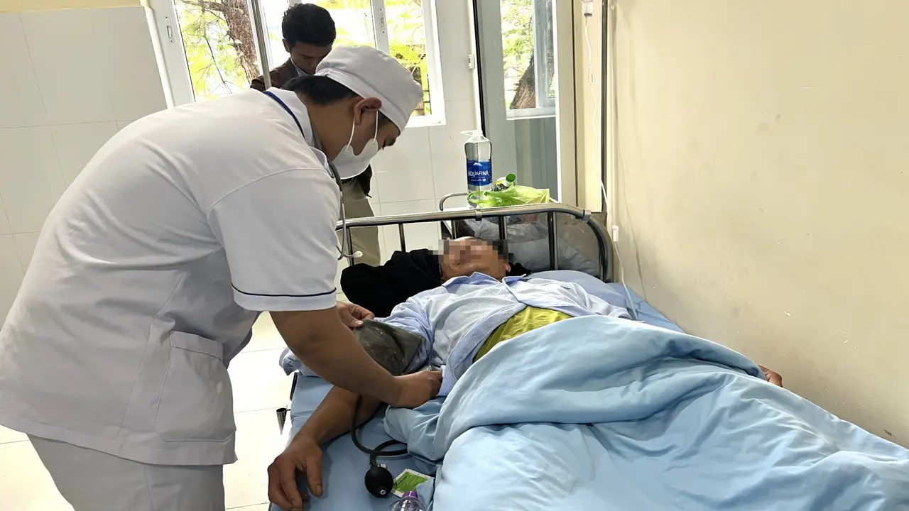 Người đàn ông ở Lâm Đồng tử vong do ngộ độc nấm rừng