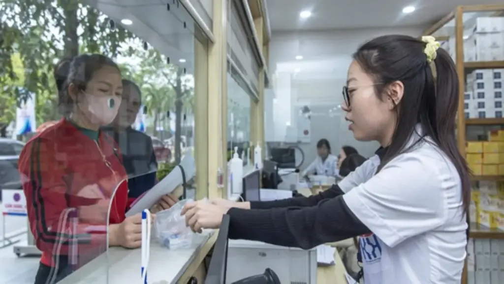 Người dân vẫn phải chi tiền túi cho y tế quá lớn