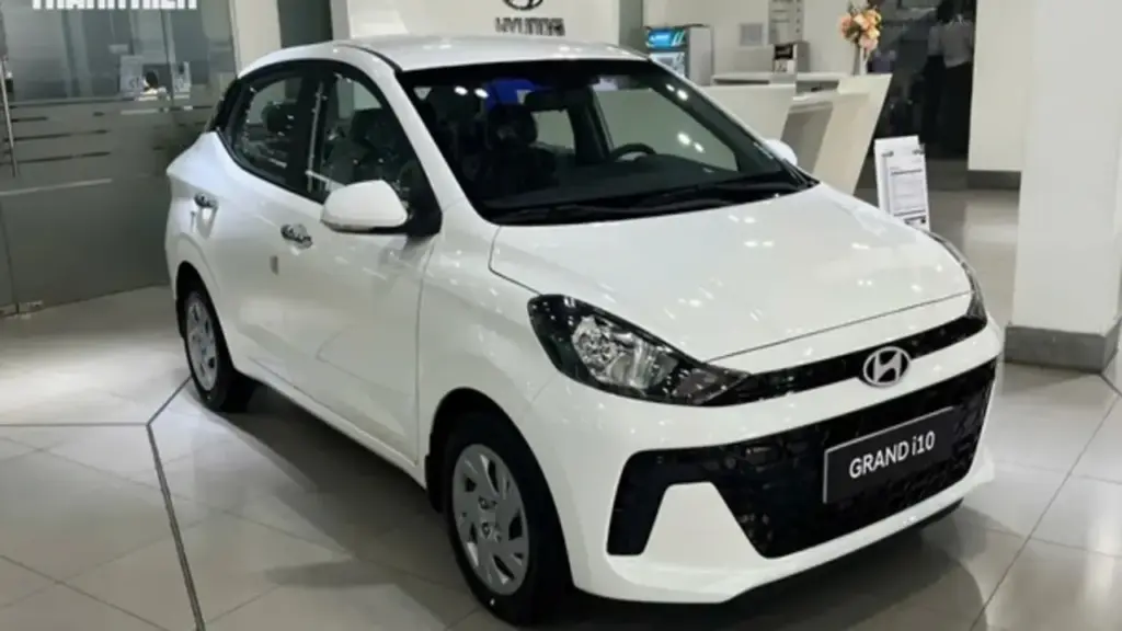 Người Việt không còn mặn mà với ô tô máy xăng giá rẻ nhất Việt Nam?