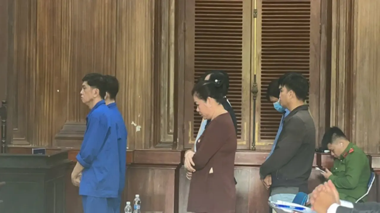 Nhiều con nghiện được giải cứu bằng “lá bài” xác nhận cư trú