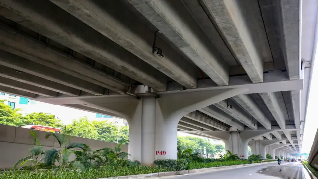Nhiều gối cầu vành đai 3 ở Hà Nội trên cao bị xô lệch