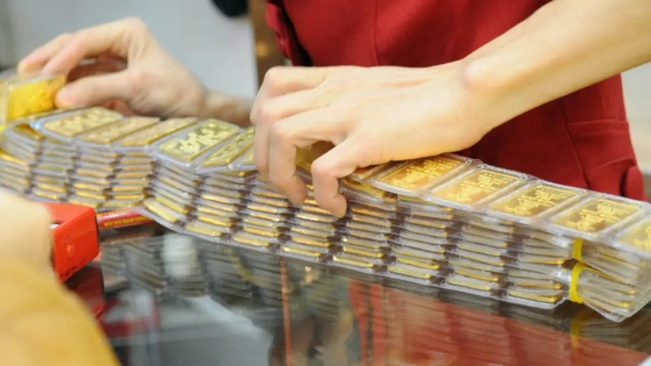 Nhiều ngân hàng quốc tế điều chỉnh dự báo giá vàng