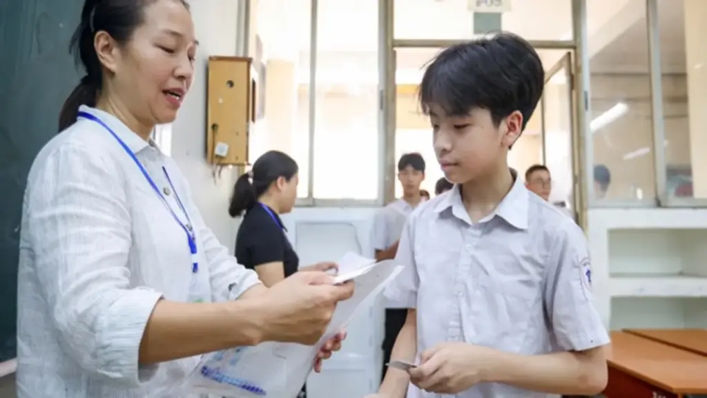 Những lưu ý thí sinh Hà Nội cần 'nằm lòng' khi nhập học lớp 10