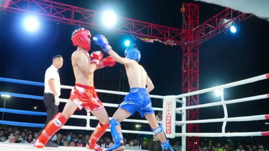 Những màn đối kháng nghẹt thở tại giải kickboxing Gia Lai