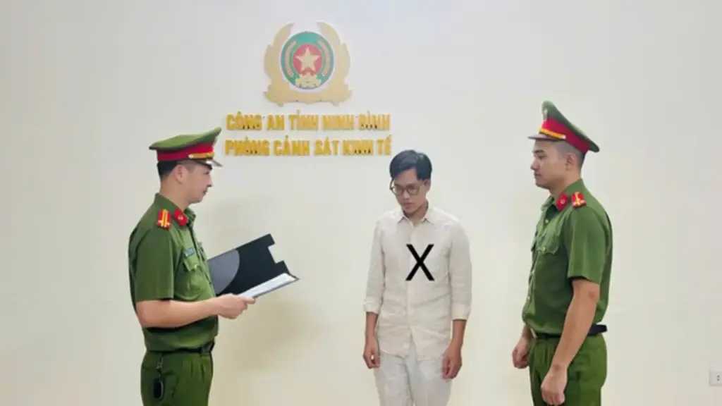 Ninh Bình: Khởi tố đối tượng buôn bán giày dép giả mạo nhãn hiệu trị giá hơn 3,1 tỷ đồng