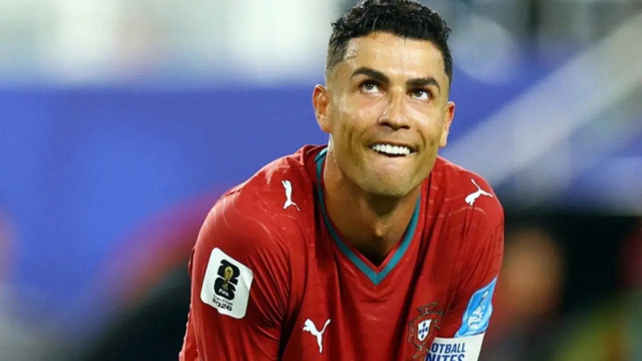 Nỗi buồn khó tả của Ronaldo: Nhạt nhòa, điểm thấp và bị mỉa mai