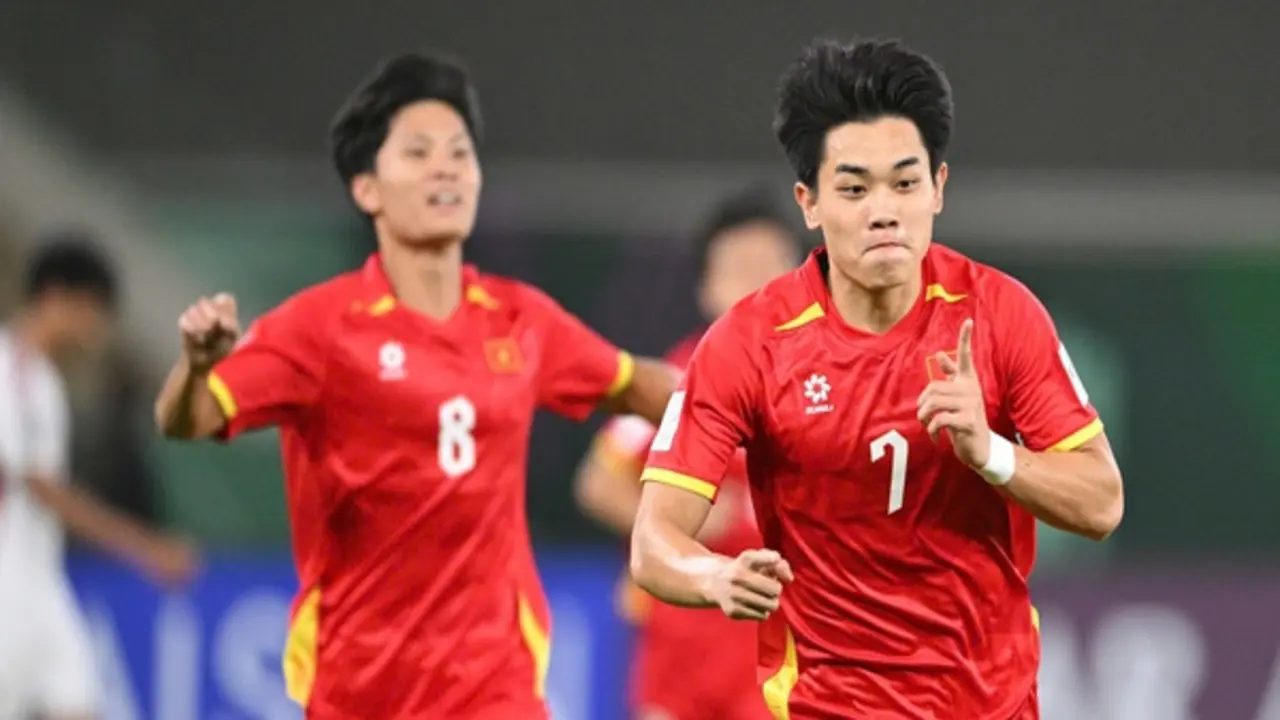 Nóng: Đội tuyển Việt Nam vắng Đình Bắc và dàn sao CLB CAHN tại AFF Cup 2026?