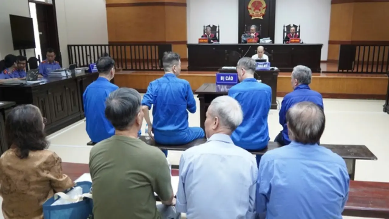 Nộp thêm 119 tỉ, dàn cựu lãnh đạo VICEM được giảm án