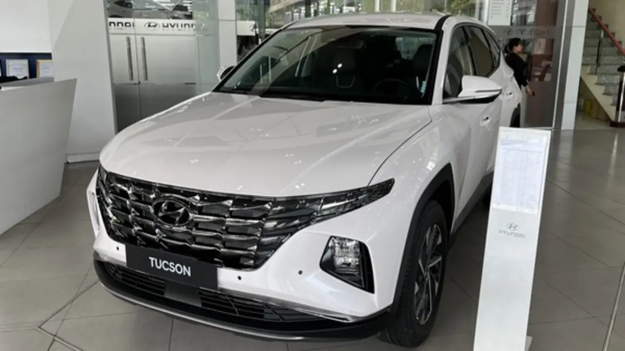 Ô tô crossover hạng C dưới 1 tỉ tại Việt Nam đua giảm giá hàng trăm triệu