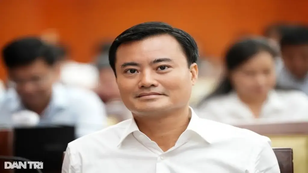 Ông Bùi Xuân Cường nhận quyết định làm Bí thư phường Sài Gòn