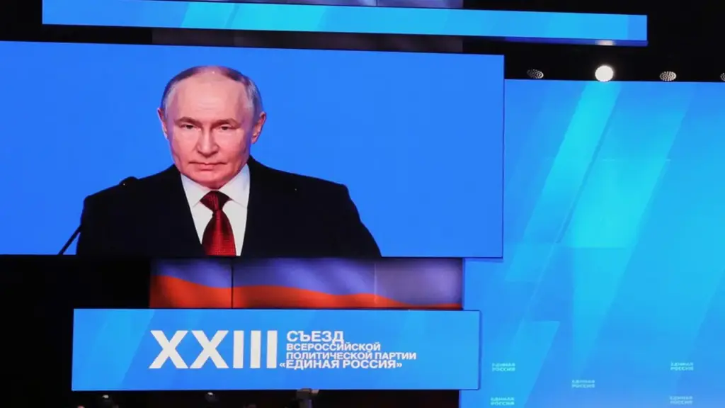 Ông Putin: 'Nước Nga đang khó khăn, nhưng khó khăn dạy chúng ta nhiều điều'