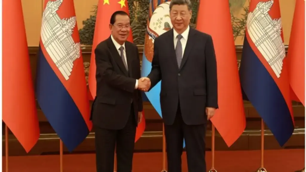 Ông Tập Cận Bình nói gì khi gặp ông Hun Sen ở Bắc Kinh?