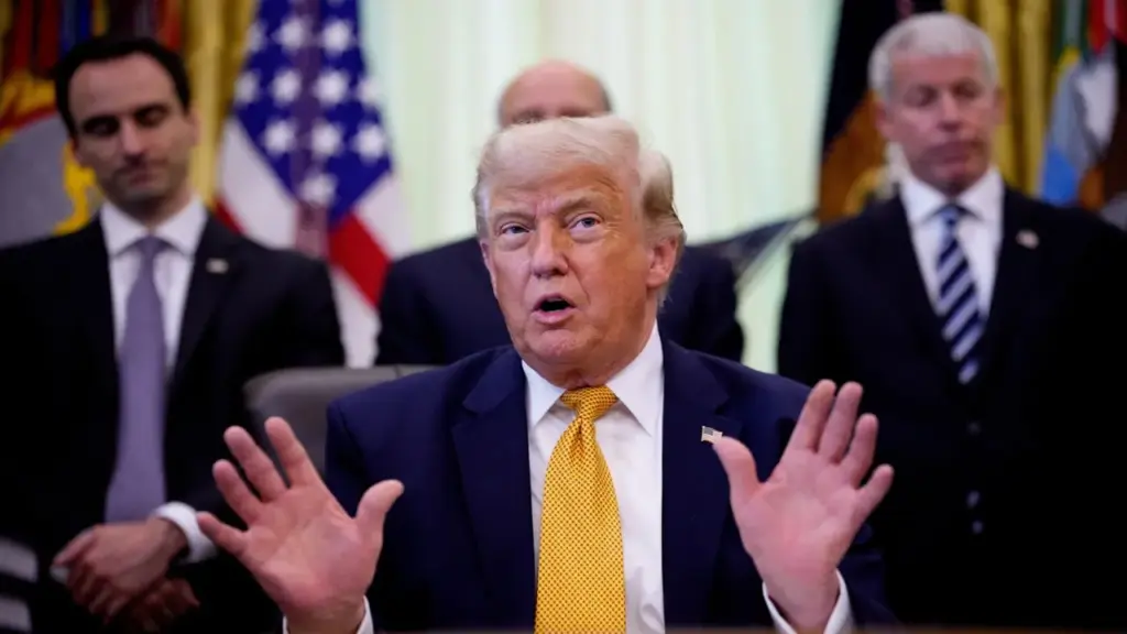 Ông Trump dọa không giúp đỡ NATO khi được yêu cầu