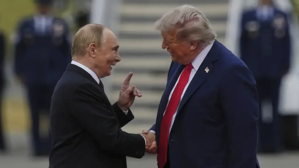 Ông Trump 'xúc động' với lời chúc sinh nhật của ông Putin