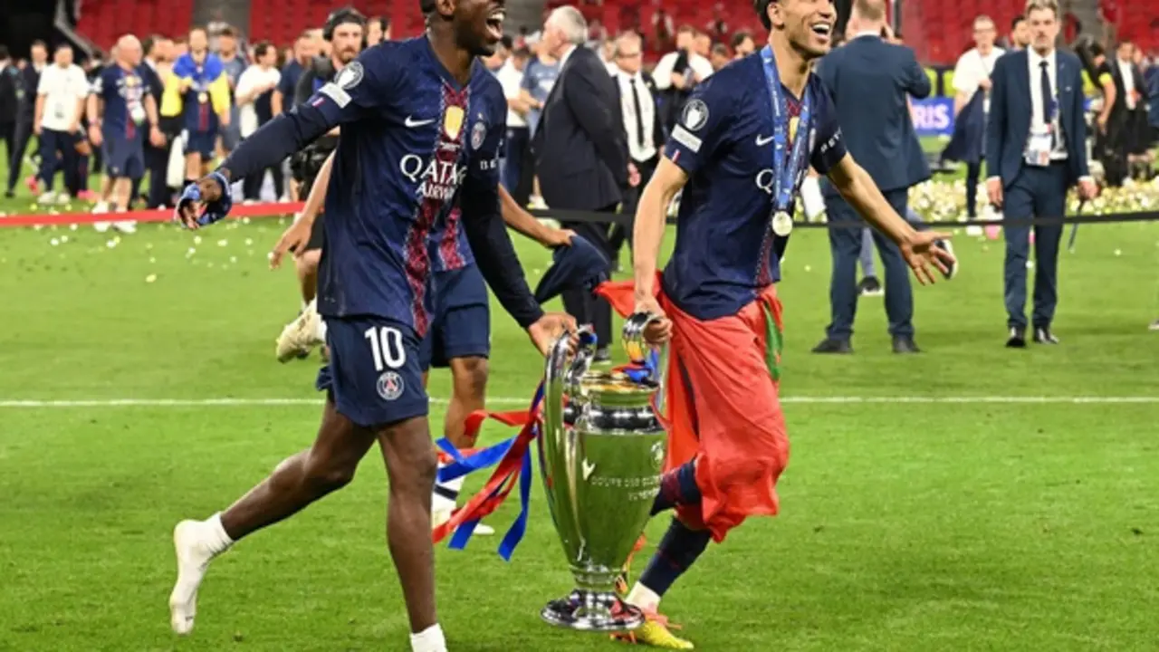 Ousmane Dembele trước thời cơ lịch sử