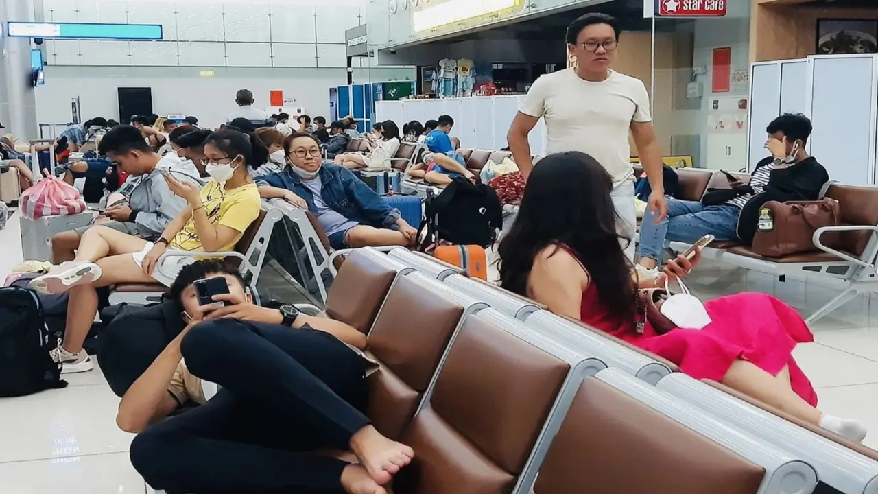 Phải hoàn tiền vé nếu chuyến bay chậm 4 giờ: Hãng nào chậm chuyến nhất?