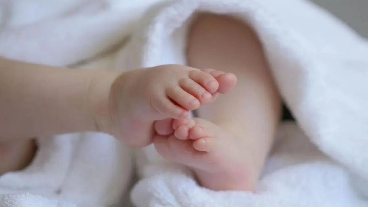Phụ huynh Nhật Bản dùng ứng dụng AI để "giải mã" tiếng khóc trẻ sơ sinh