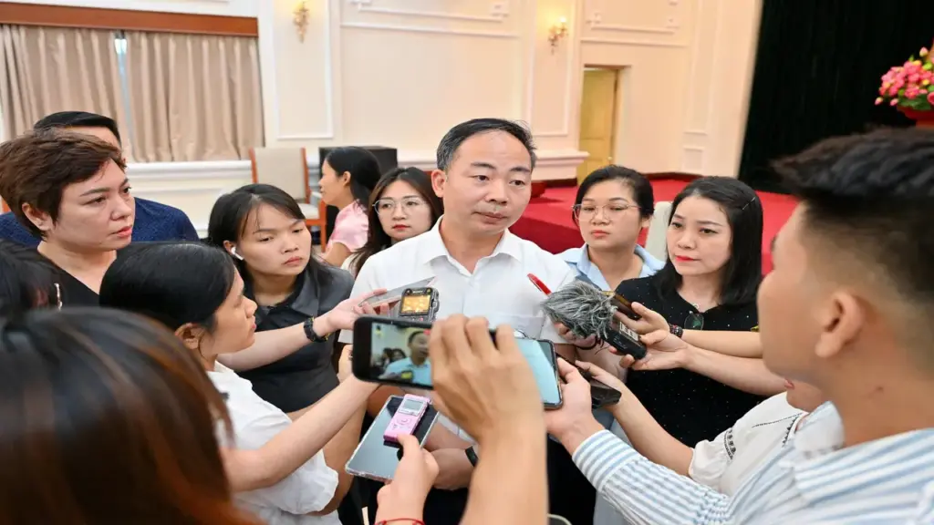 Phương pháp chấm thi môn văn Rubric lần đầu tiên được áp dụng như thế nào?