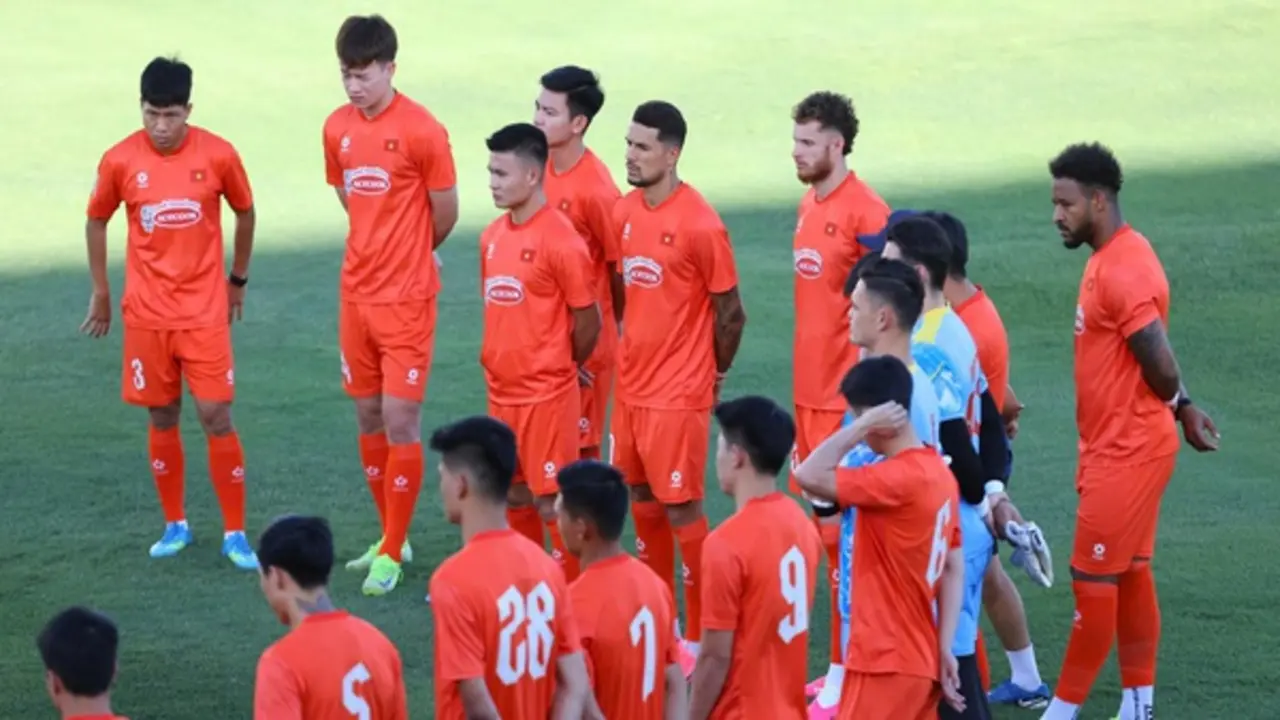 Quang Hải nói rất hay và hóm hỉnh về Tài Lộc, bật mí cách cùng đồng xem đội World Cup