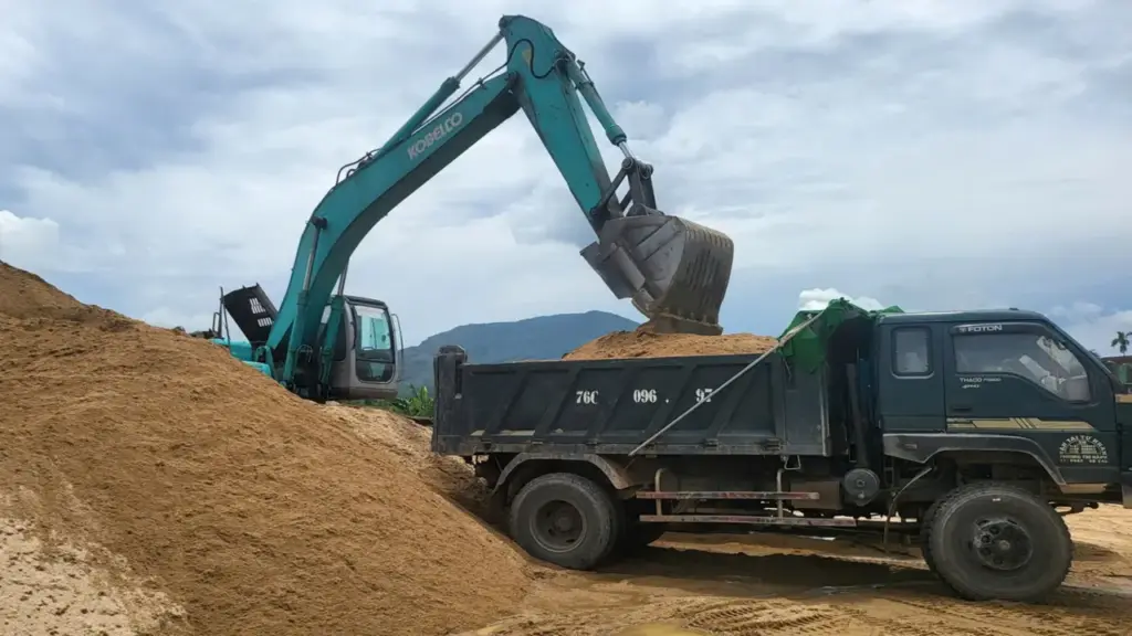 Quảng Ngãi đưa 57 mỏ khoáng sản ra đấu giá, có 27 mỏ cát