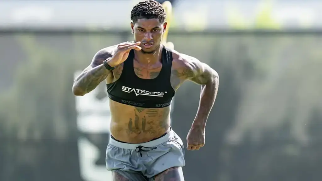 Rashford chấp nhận trở lại hội quân cùng Man Utd
