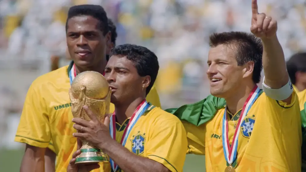 Romario: 'Áp lực sẽ là động lực để Brazil vô địch World Cup'