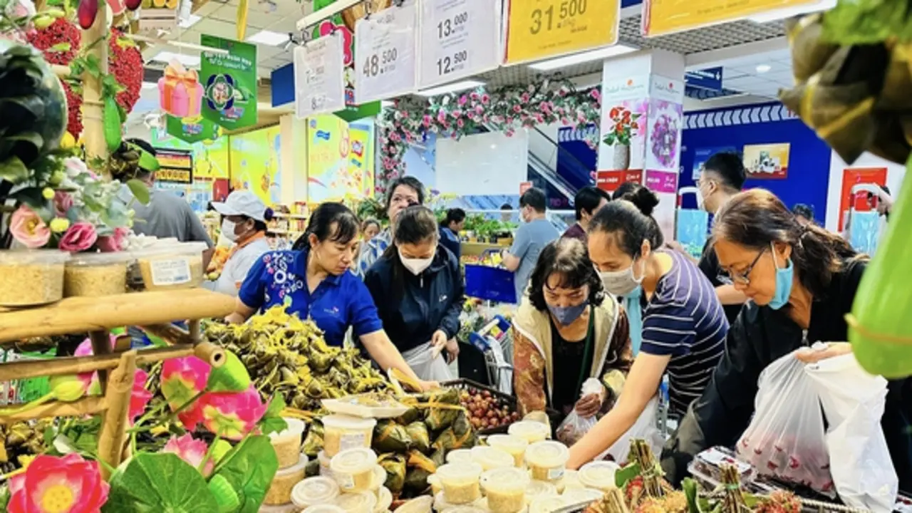 Saigon Co.op tung deal siêu tiết kiệm đón tết Đoan Ngọ