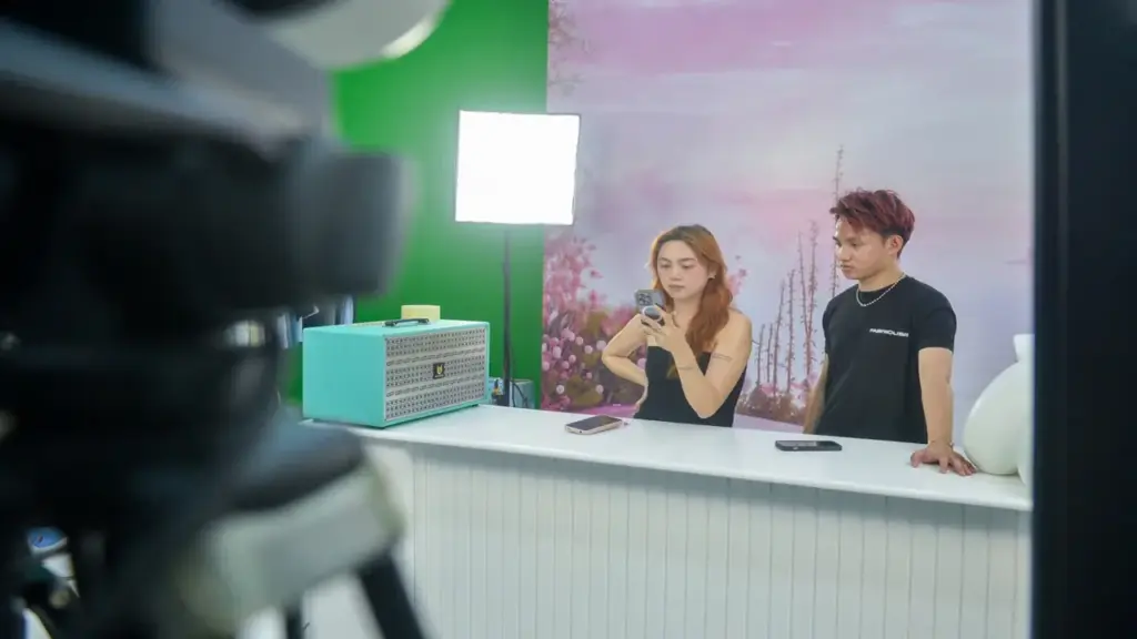 Sẵn sàng cho Mega livestream ‘Tiếp sức hoa mặt trời’: Để mỗi đơn hàng sẻ chia yêu thương