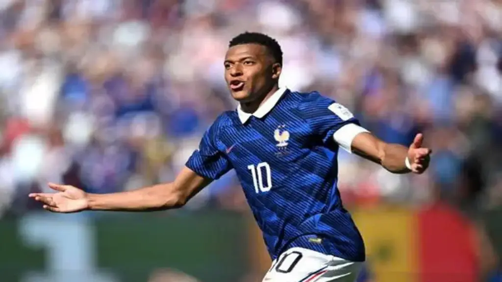 Siêu phẩm sút xa của Mbappe nhấn chìm tuyển Senegal