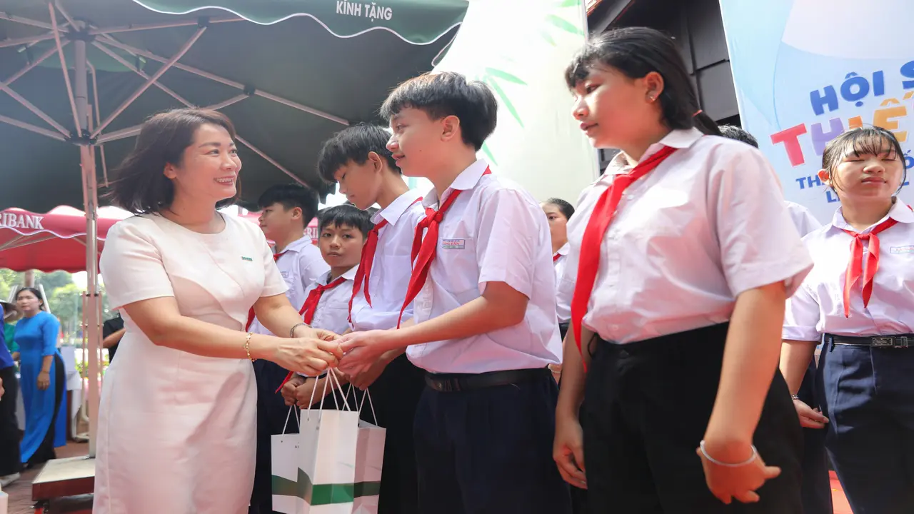 Sở Văn hóa TPHCM và báo Dân trí lan tỏa văn hóa đọc đến thiếu nhi xã Đất Đỏ