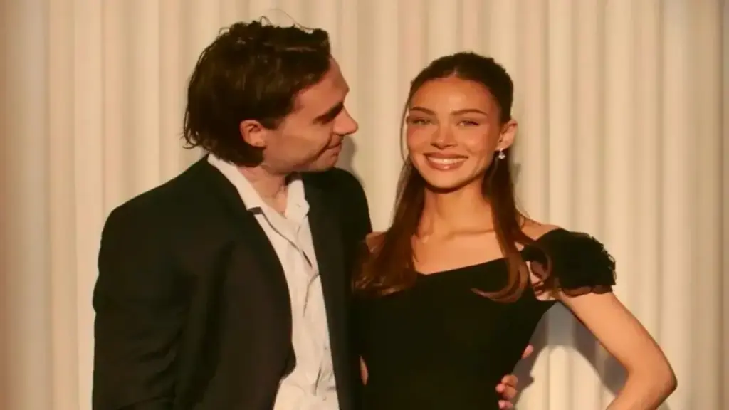 Sóng gió nhà Beckham chưa hạ nhiệt: Con trai tố bố mẹ dàn dựng truyền thông