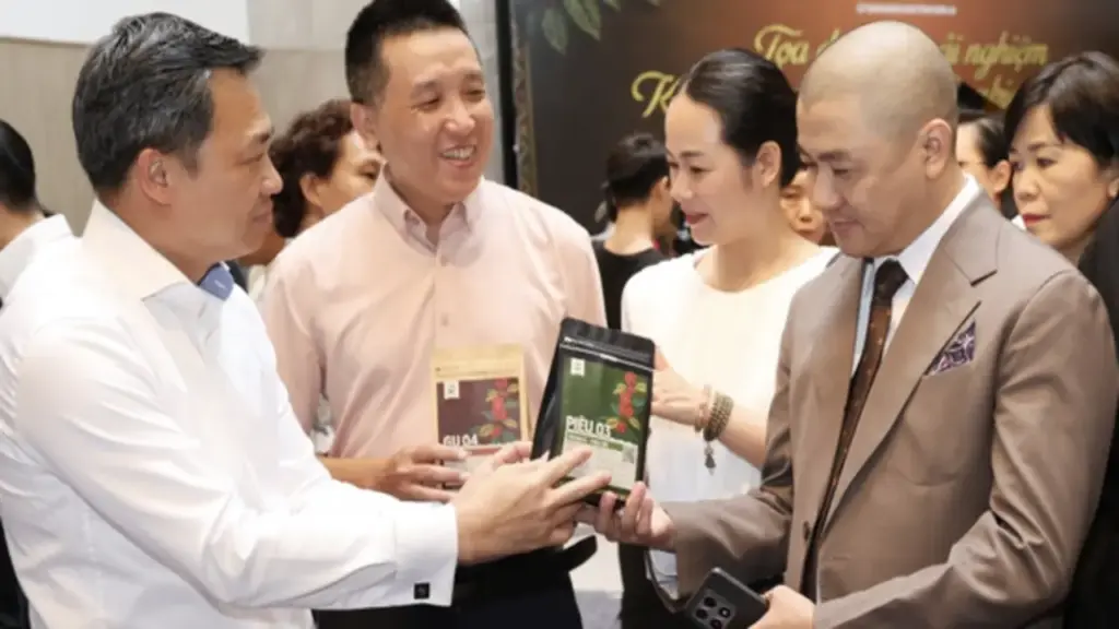 Sứ giả đưa cà phê arabica Sơn La sang Bỉ tranh tài World Brewers Cup 2026
