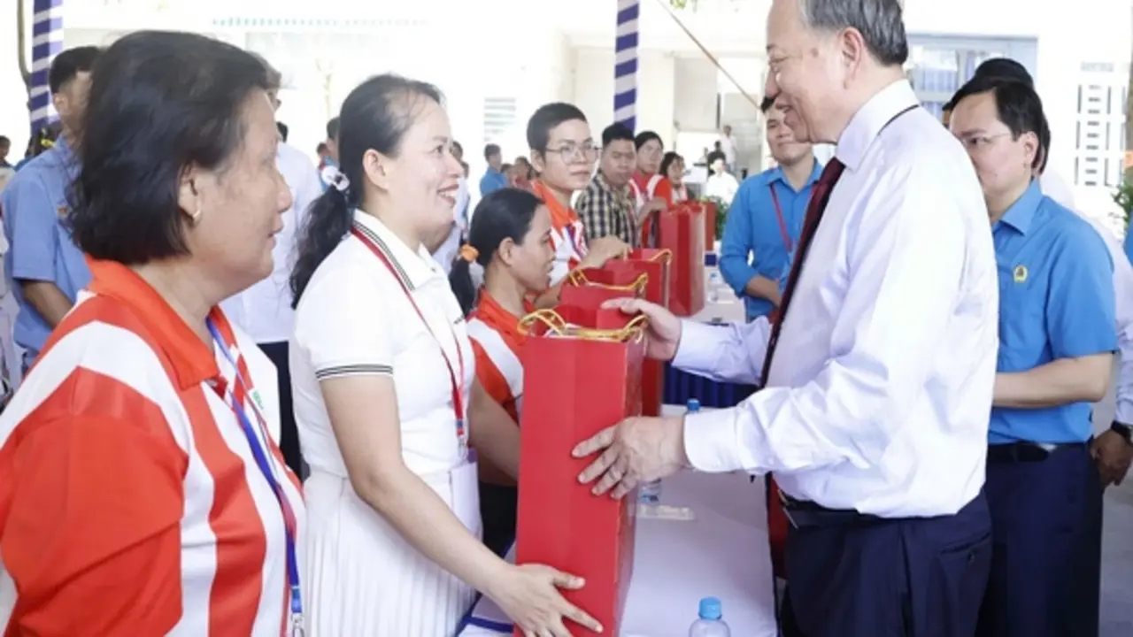 Sửa đổi Điều lệ Công đoàn phù hợp với tình hình mới