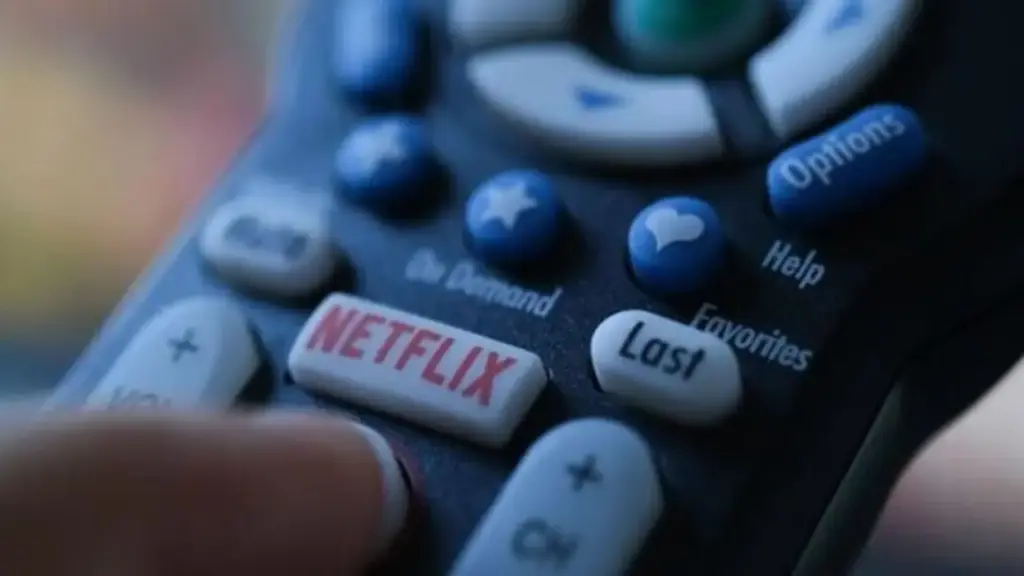 Tại sao các hãng TV vẫn nhồi nhét nút bấm lên điều khiển?