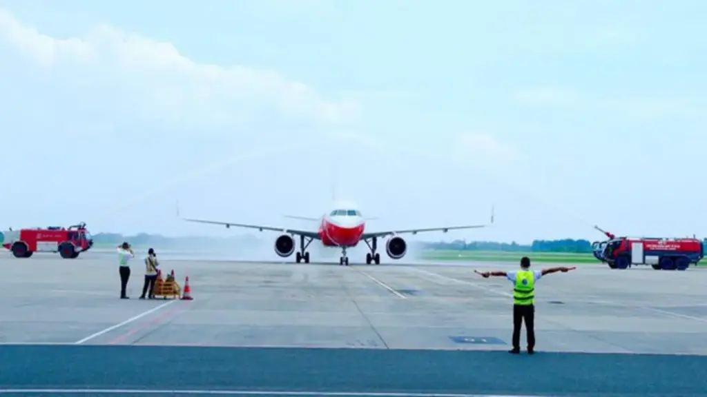 Tăng cường kiểm soát và xử lí nghiêm tình trạng vật thể lạ 'xâm phạm' vùng cấm bay