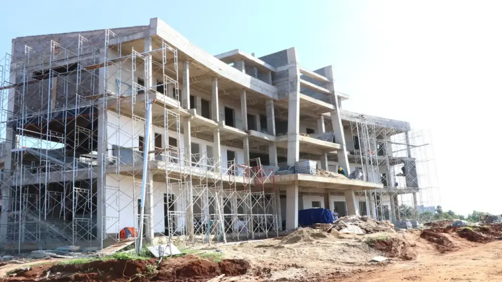 Tăng tốc thi công, sớm đưa trường nội trú biên giới ở Lâm Đồng vào dạy học