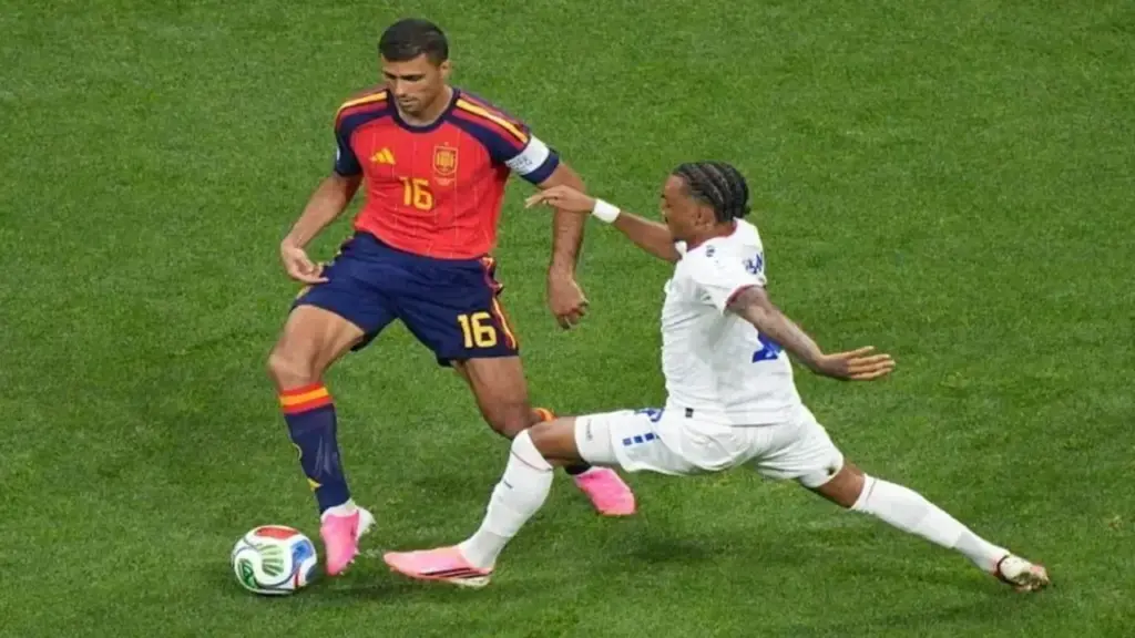 Tây Ban Nha 0-0 Cape Verde (Hiệp 1): Thế trận bế tắc
