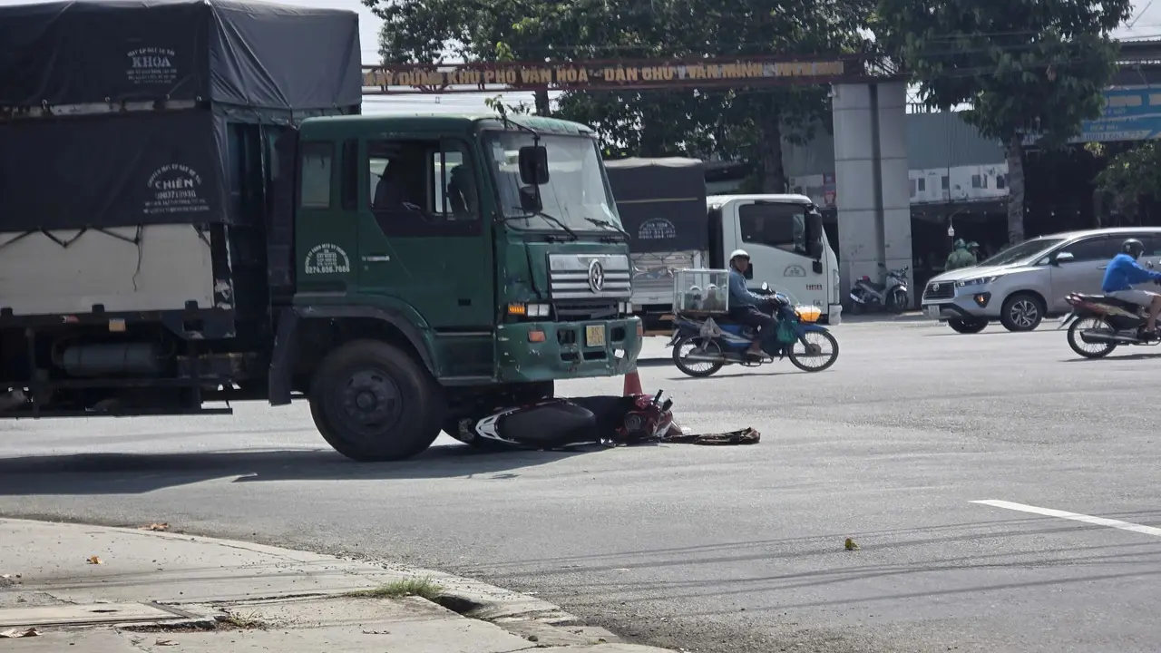 Thai phụ sắp sinh bị xe tải cán tử vong ở TPHCM