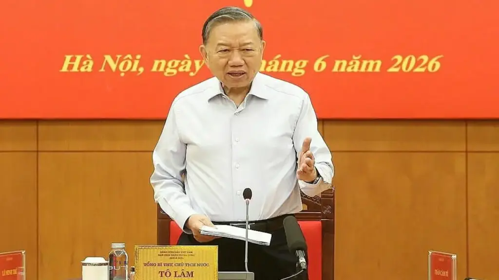 Thay thế cán bộ yếu kém, có biểu hiện tham nhũng