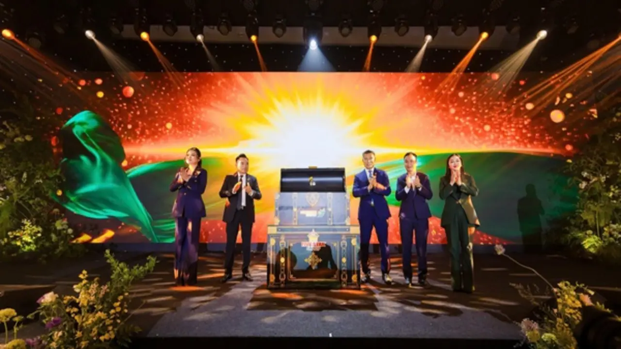 The Royal Unveiled: trình làng mô hình kiến trúc với nhiều ưu đãi hấp dẫn