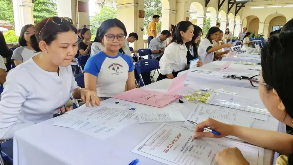 Thi lớp 10 ở TP.HCM: Bao nhiêu thí sinh đã xác nhận nhập học?