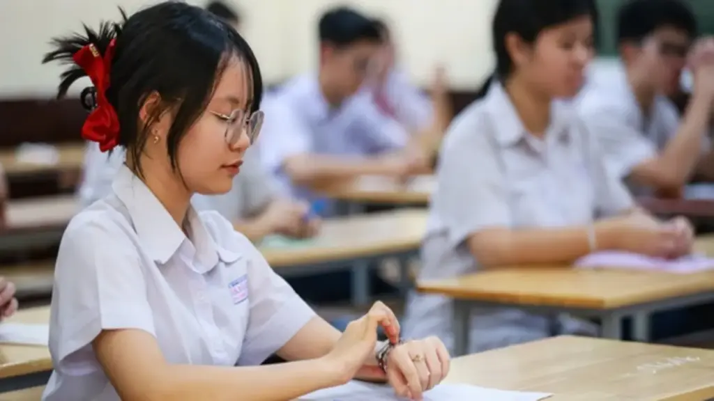 Thi lớp 10 TP.HCM: Môn toán 7 câu, giảm độ vận dụng, có dễ hơn năm trước?
