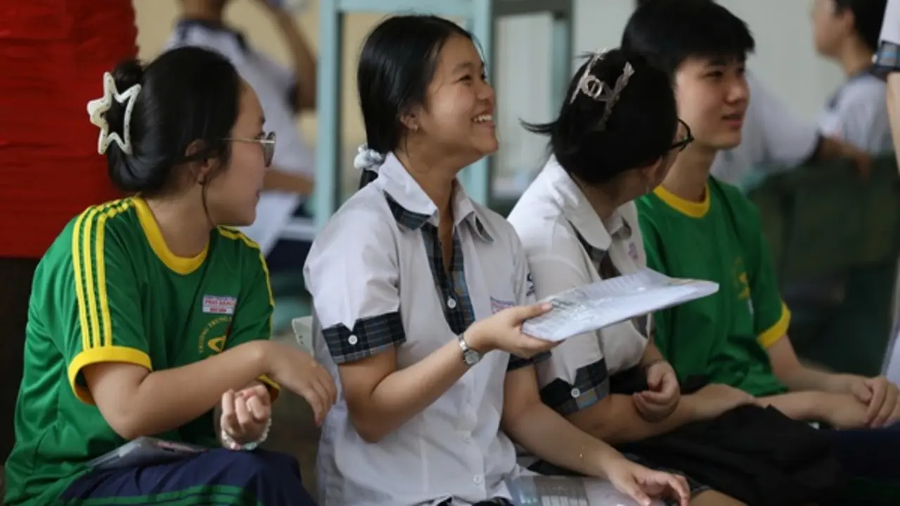 Thi tốt nghiệp THPT 2026: Đề chính thức môn GD kinh tế và pháp luật