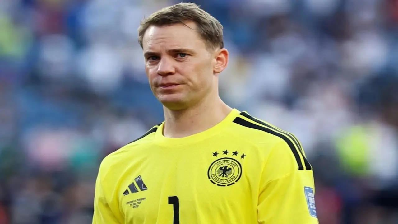 Thủ môn Manuel Neuer tuyên bố giã từ đội tuyển Đức sau thất bại ở World Cup