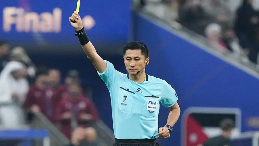 Thực đơn kiêng thịt đỏ giữ mỡ cơ thể 11% của trọng tài World Cup Ma Ninh