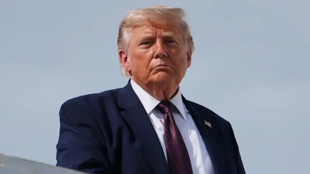 Thượng viện Mỹ thông qua nghị quyết siết quyền lực chiến tranh của ông Trump với Iran